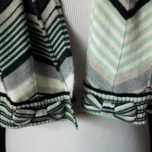 Gap Black White Chevron Pattern Knit Scarf - Picture 4 of 6